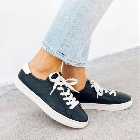 Soludos Classic Ibiza Leather Sneaker Black Women's 11 - Picture 1 of 14